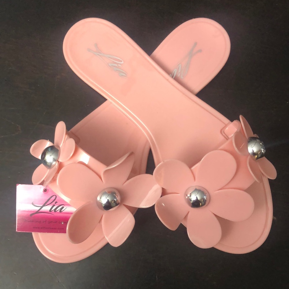 Pink flower sandals